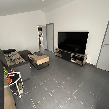 De 4 - Ancenis A11 - Logis Du Chateau Rouge Holiday home Mesanger