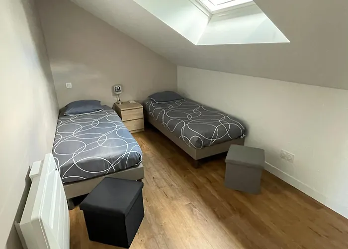 De 4 - Ancenis A11 - Logis Du Château Rouge Hébergement de vacances *